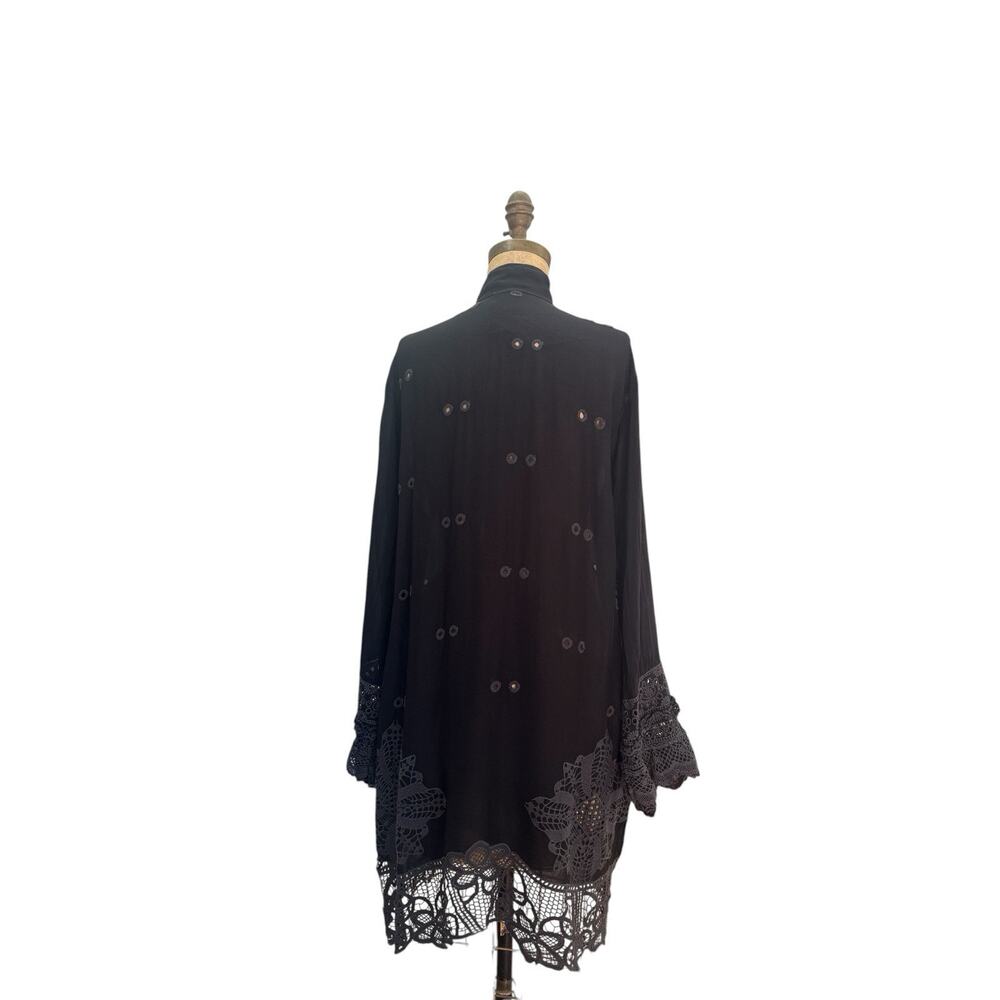 Johnny Was Wynne Indigo Black Embroidered Scalloped Tunic Top Blouse Size L - Picture 6 of 9